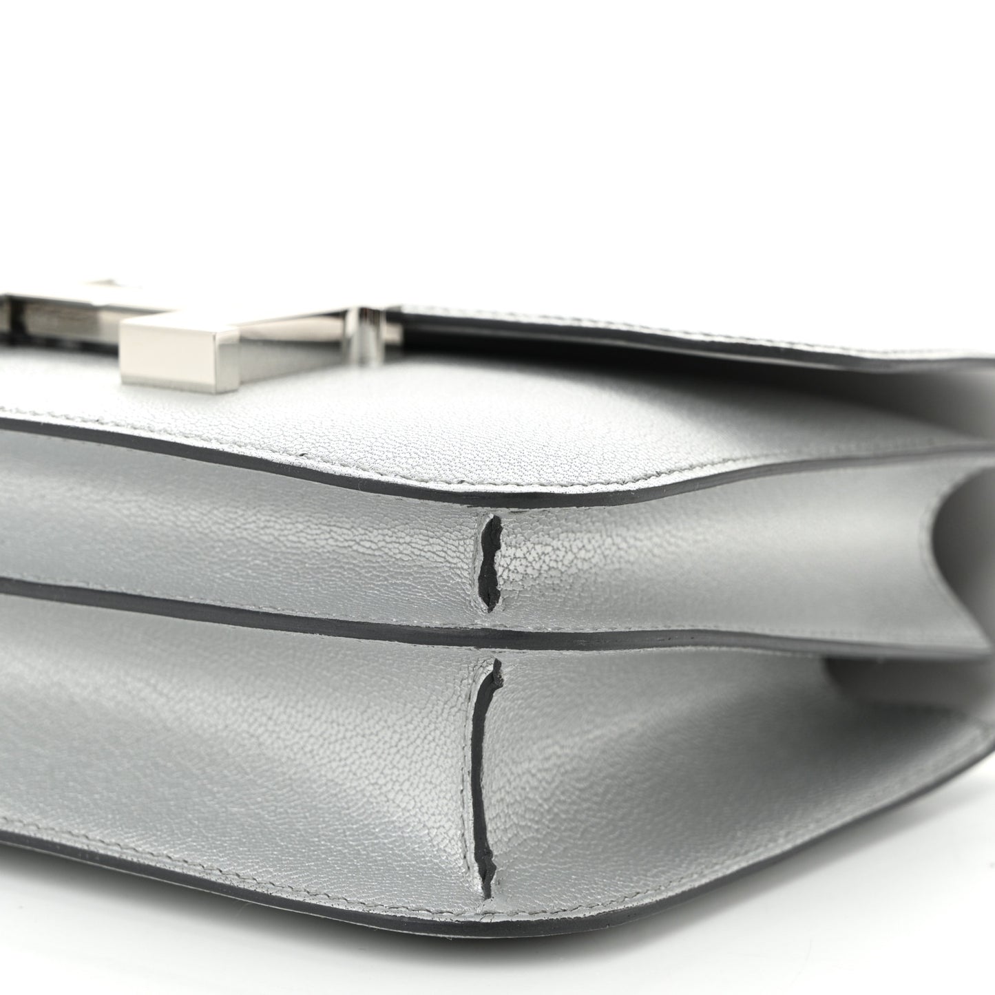 Metallic Chevre Chamkilight Constance 18 Argent