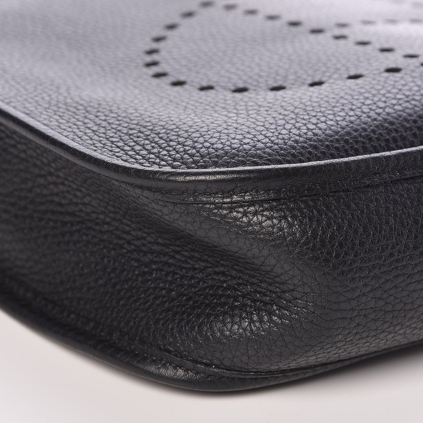 Taurillon Clemence Evelyne PM Black