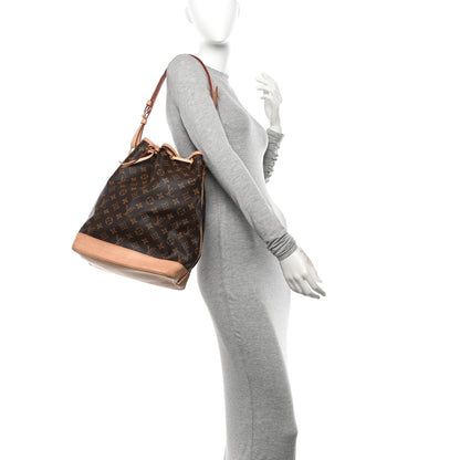 Louis Vuitton Monogram Noe 2 of 12