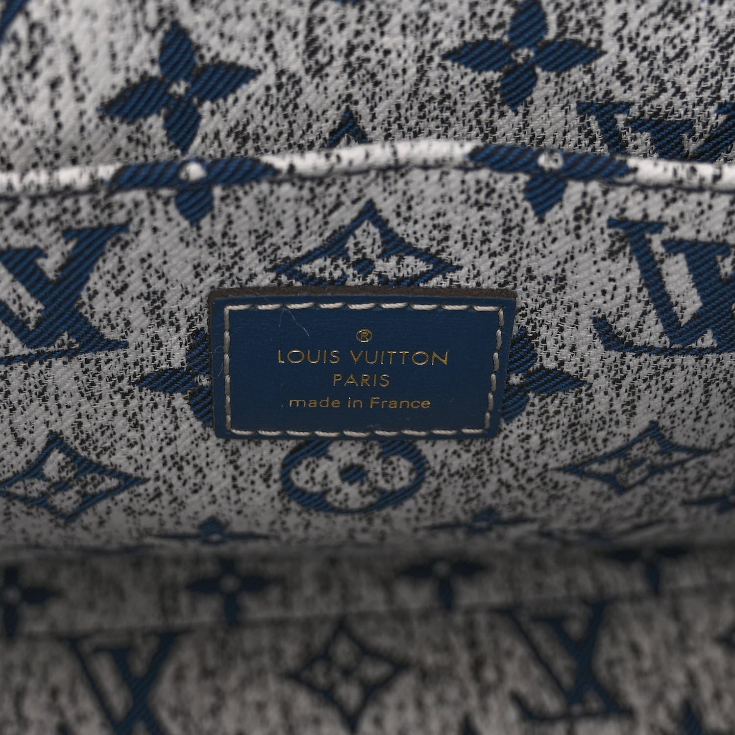 Louis Vuitton Monogram Jacquard Denim Onthego MM Bleu 6 of 9