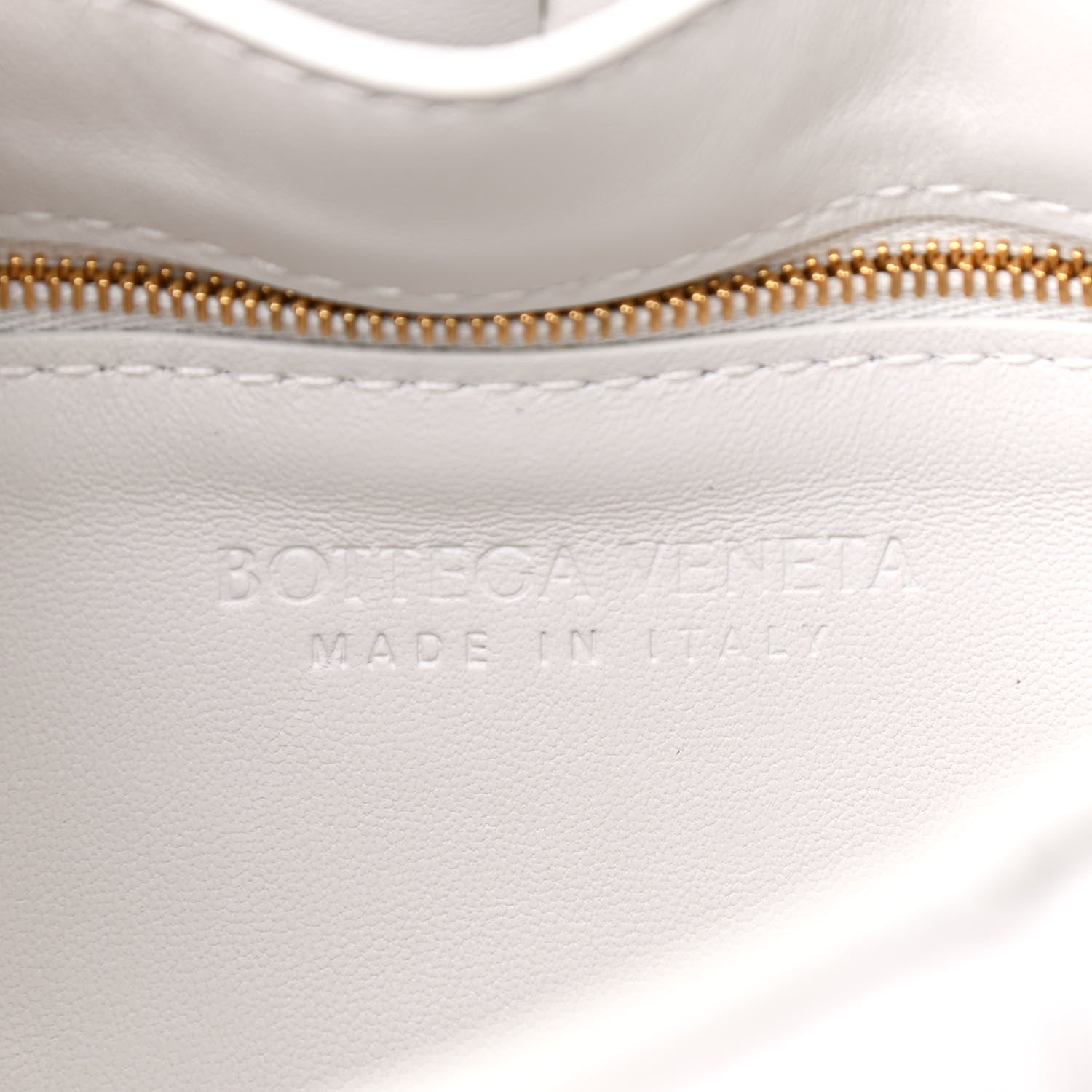 Bottega Veneta Lambskin Maxi Intreccio Padded Chain Cassette Crossbody Bag White 5 of 7