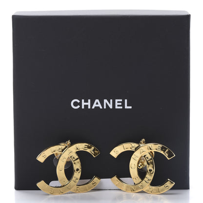 Chanel Metal Large Paris Button Earrings Gold 5 of 5