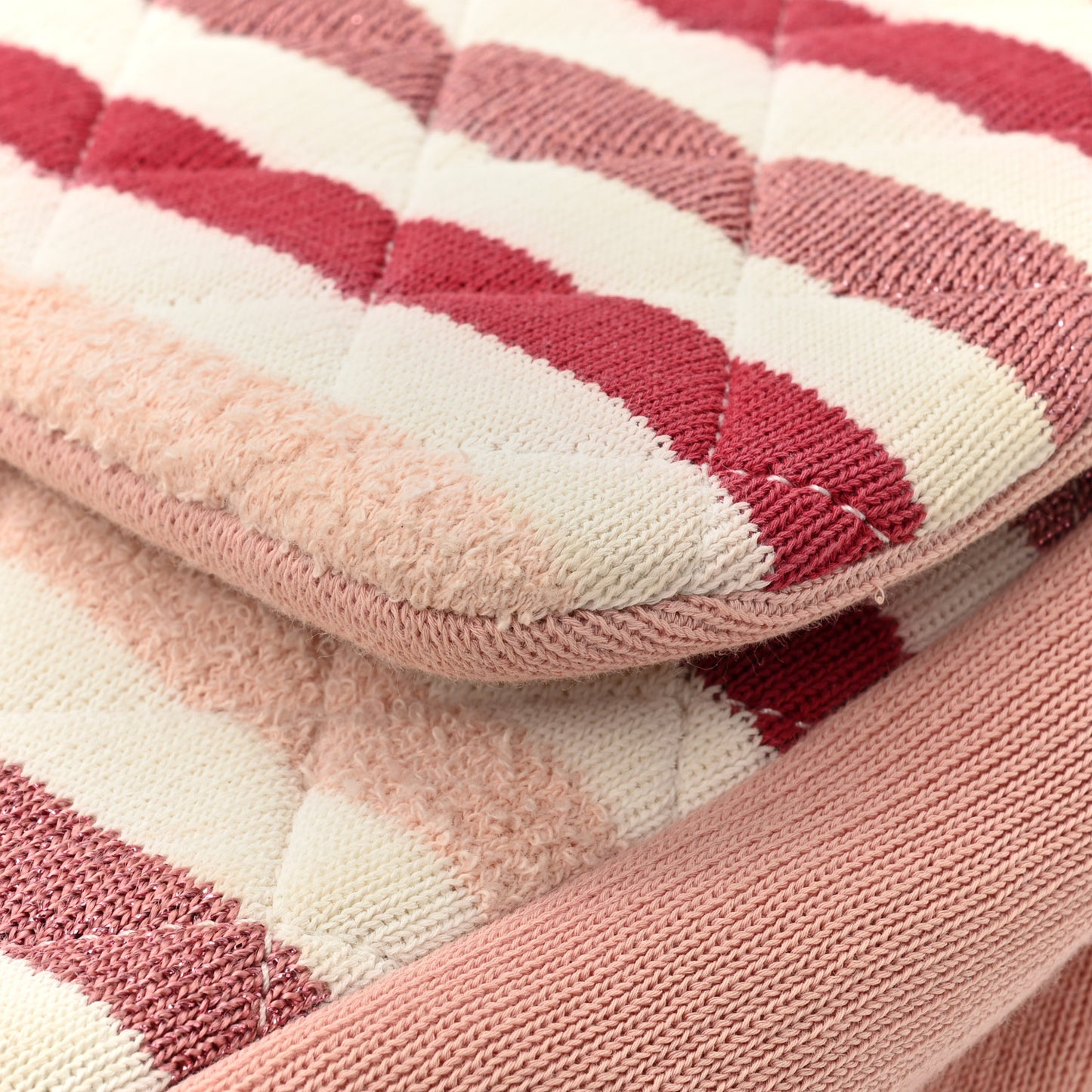 Jersey Felt Quilted Jumbo Flap Red White Pink