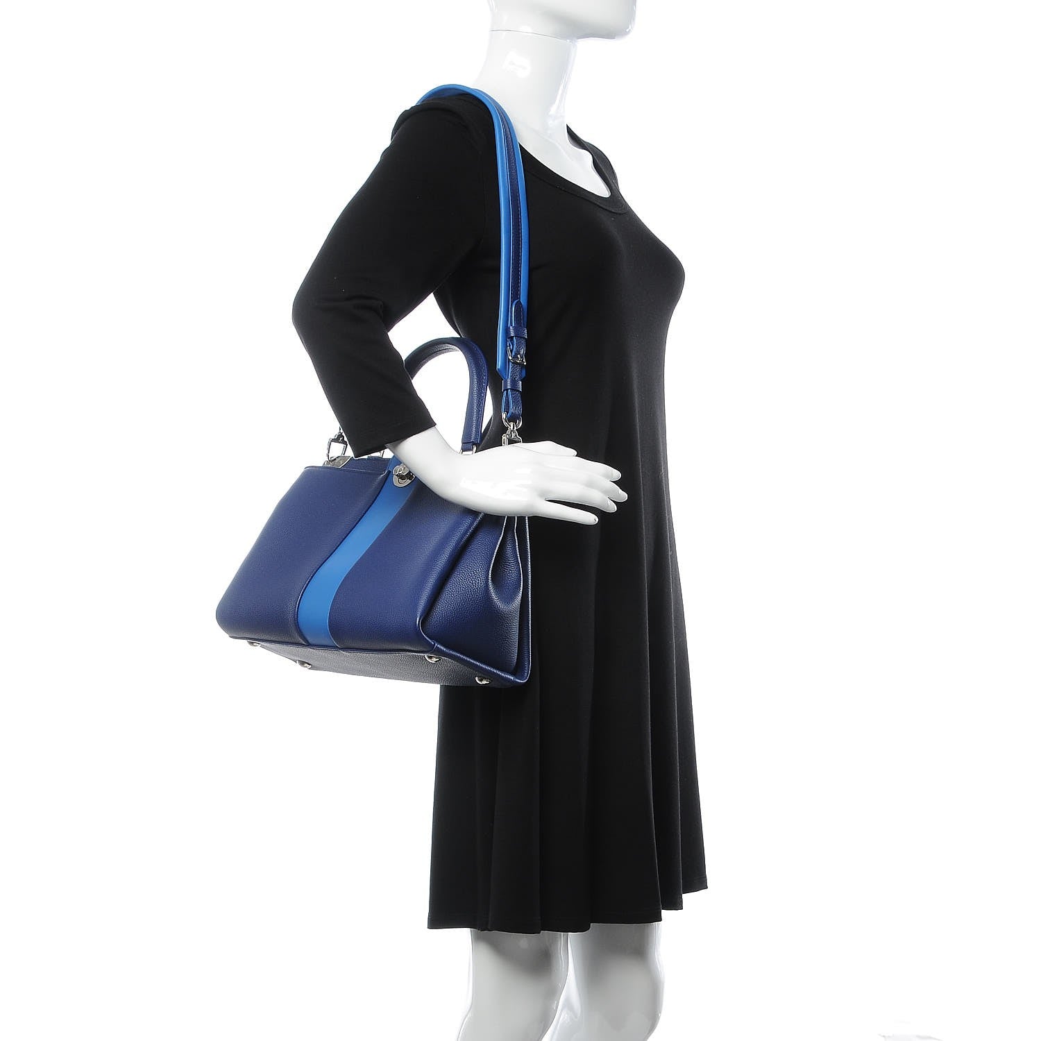 Louis Vuitton Veau Nuage Calfskin Astrid Blue 3 of 8