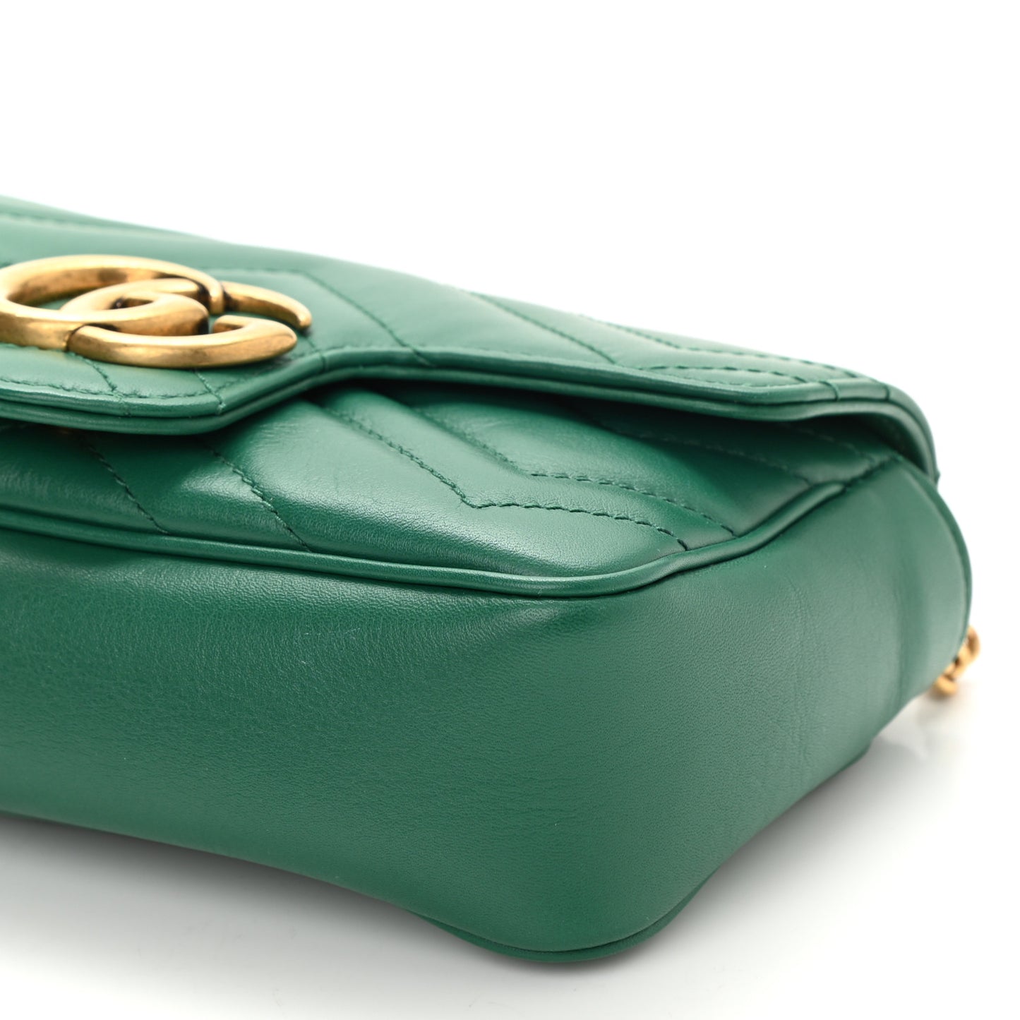 Calfskin Matelasse Super Mini GG Marmont Shoulder Bag Emerald Green