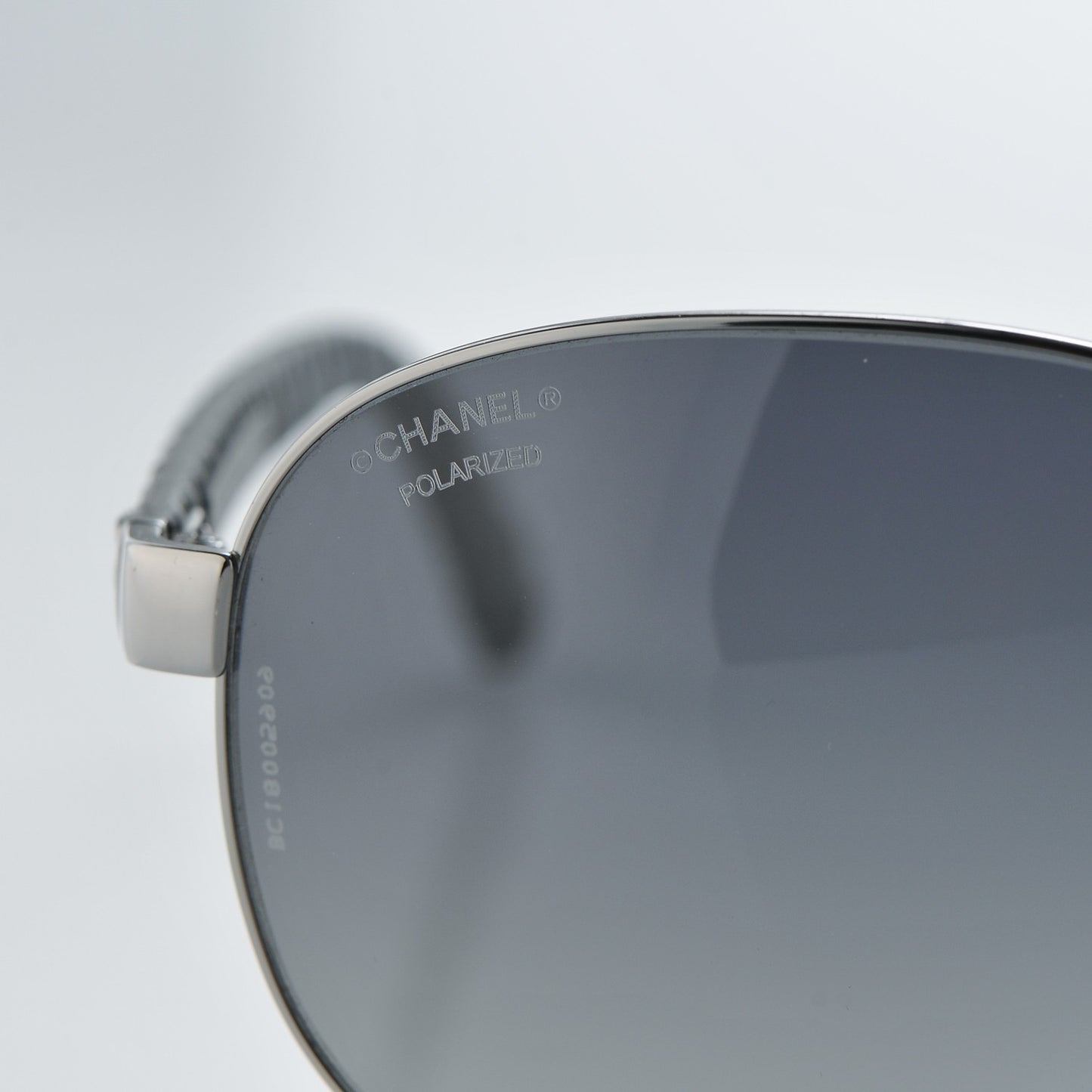 Pilot Summer Polarized Aviator Sunglasses 4204-Q Black