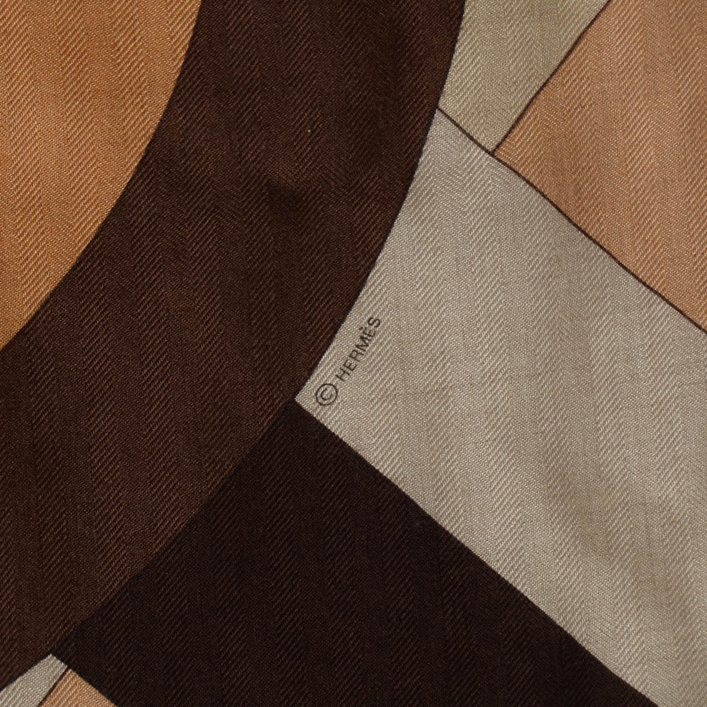 Cashmere Silk Perspective Cavaliere 140 Shawl Beige Caramel Brun