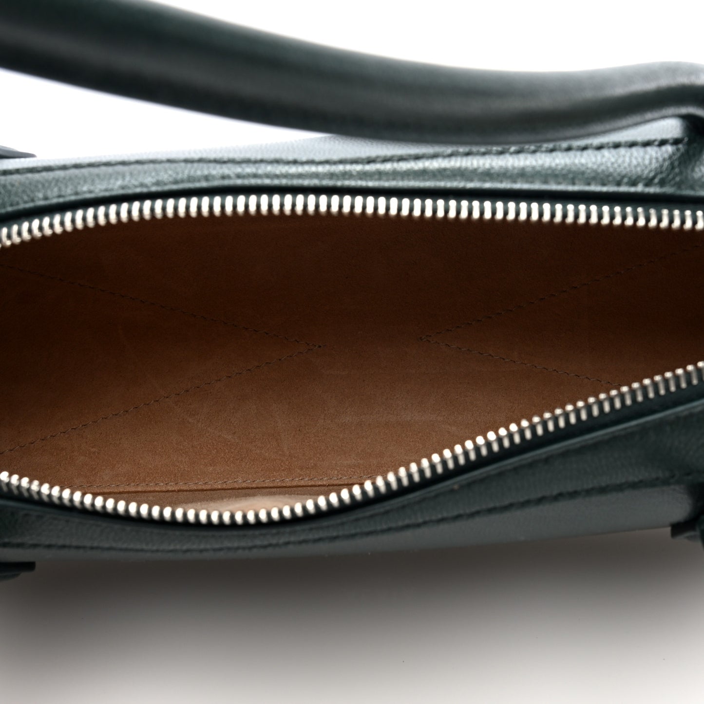 Shiny Goatskin Medium Le Teckel Bag Green