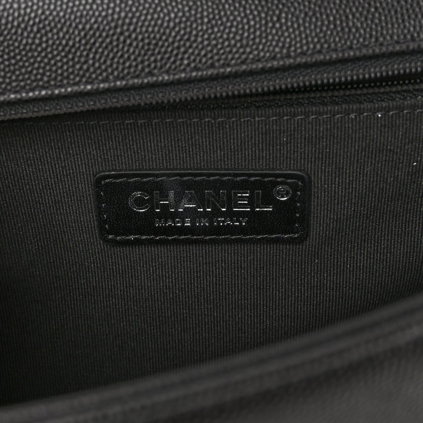 Caviar Quilted New Medium Boy Flap Black