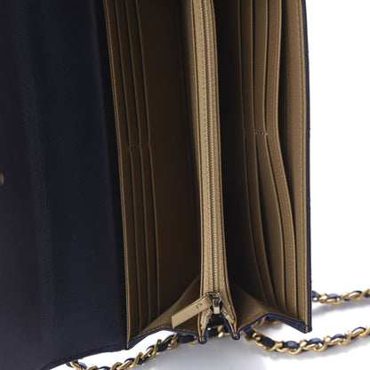 Chanel Iridescent Lambskin Quilted Chic Pearls Clutch With Chain Blue 5 of 12