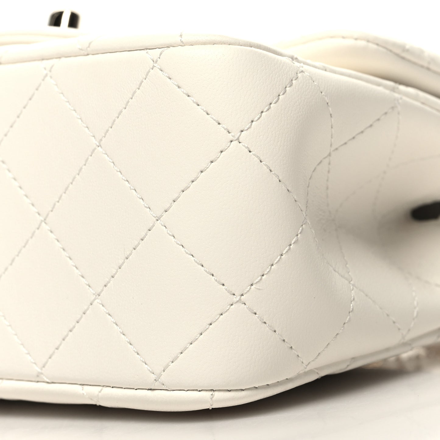 Lambskin Quilted Mini Pearl Crush Flap White