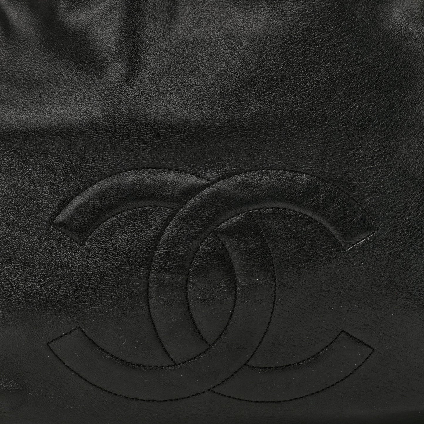Lambskin Soft and Chain Small Hobo Black