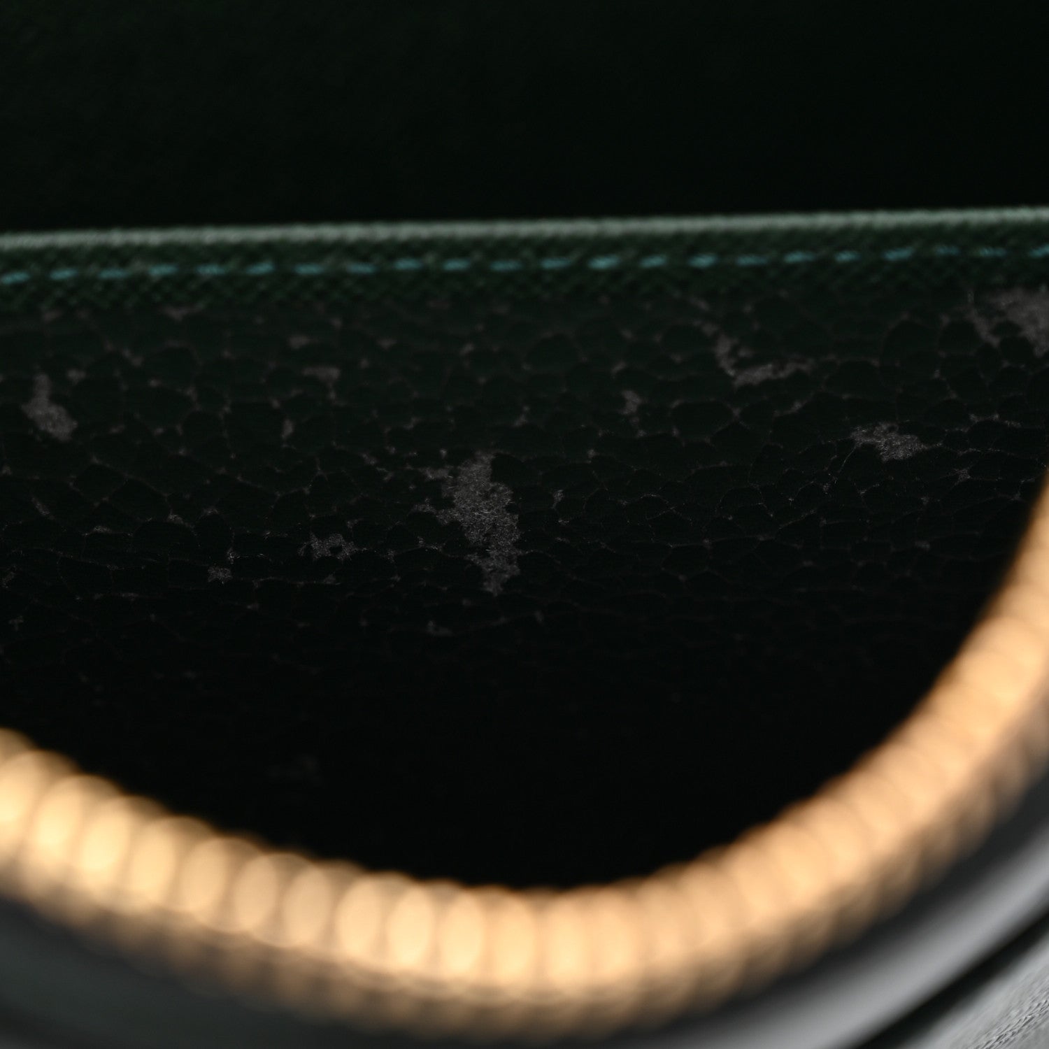 Louis Vuitton Taiga Baikal Pochette Epicea 7 of 7