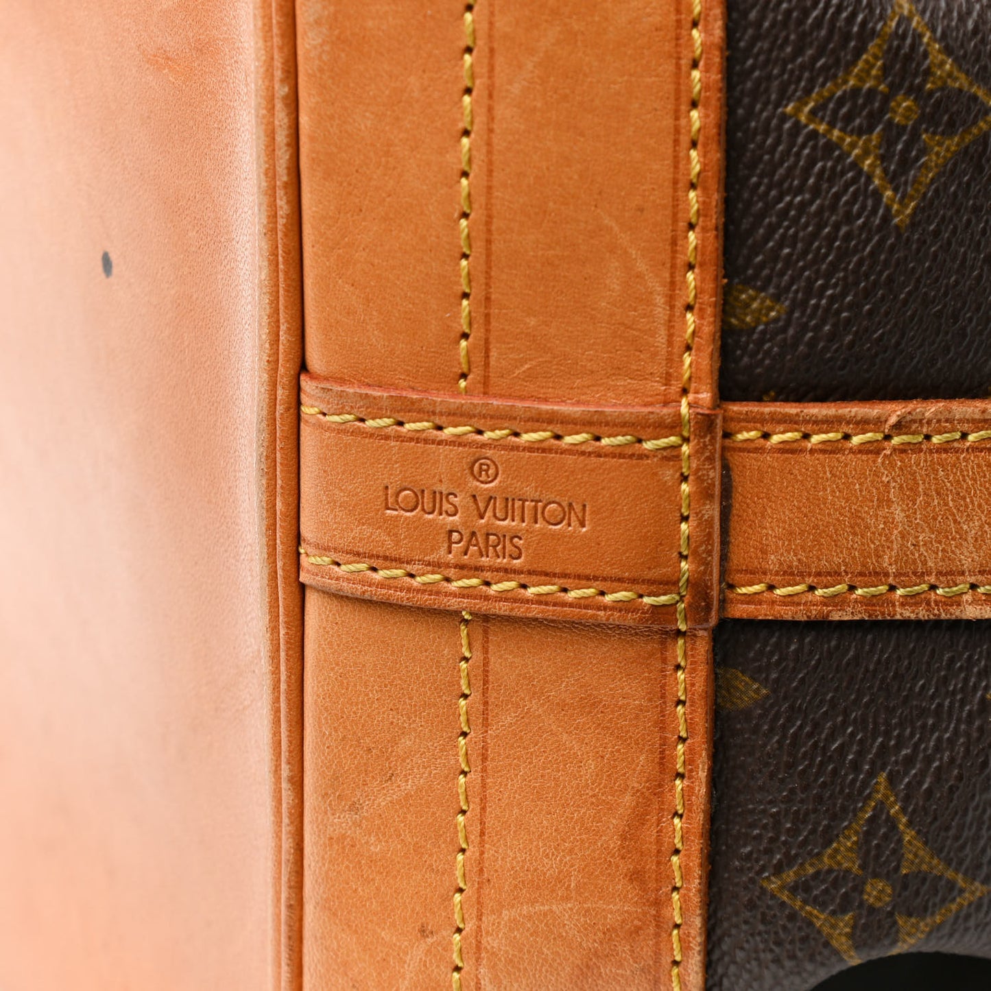 Monogram Noe