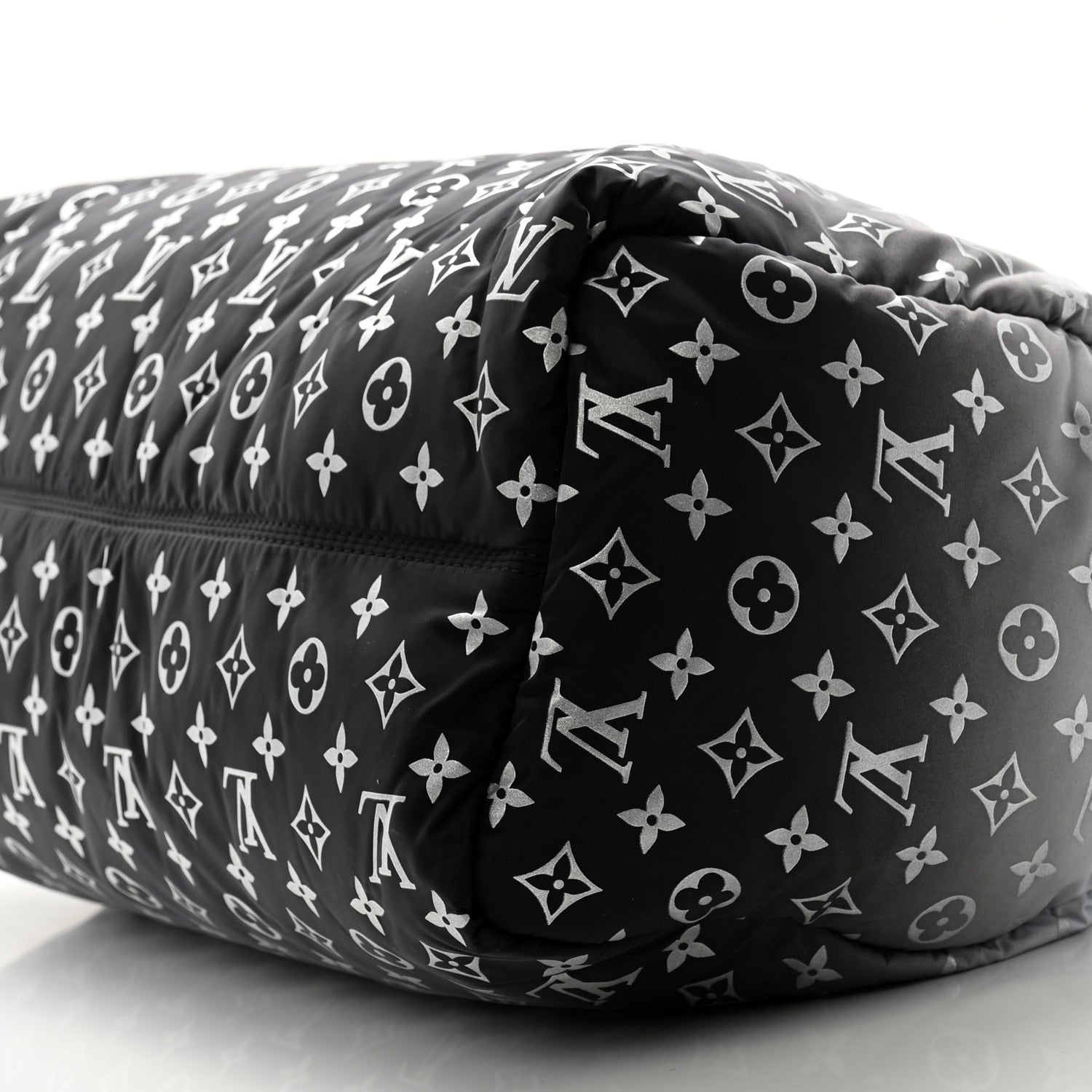 Louis Vuitton Nylon Frost Gradient Monogram LV Ski Keepall 45 Silver 8 of 8
