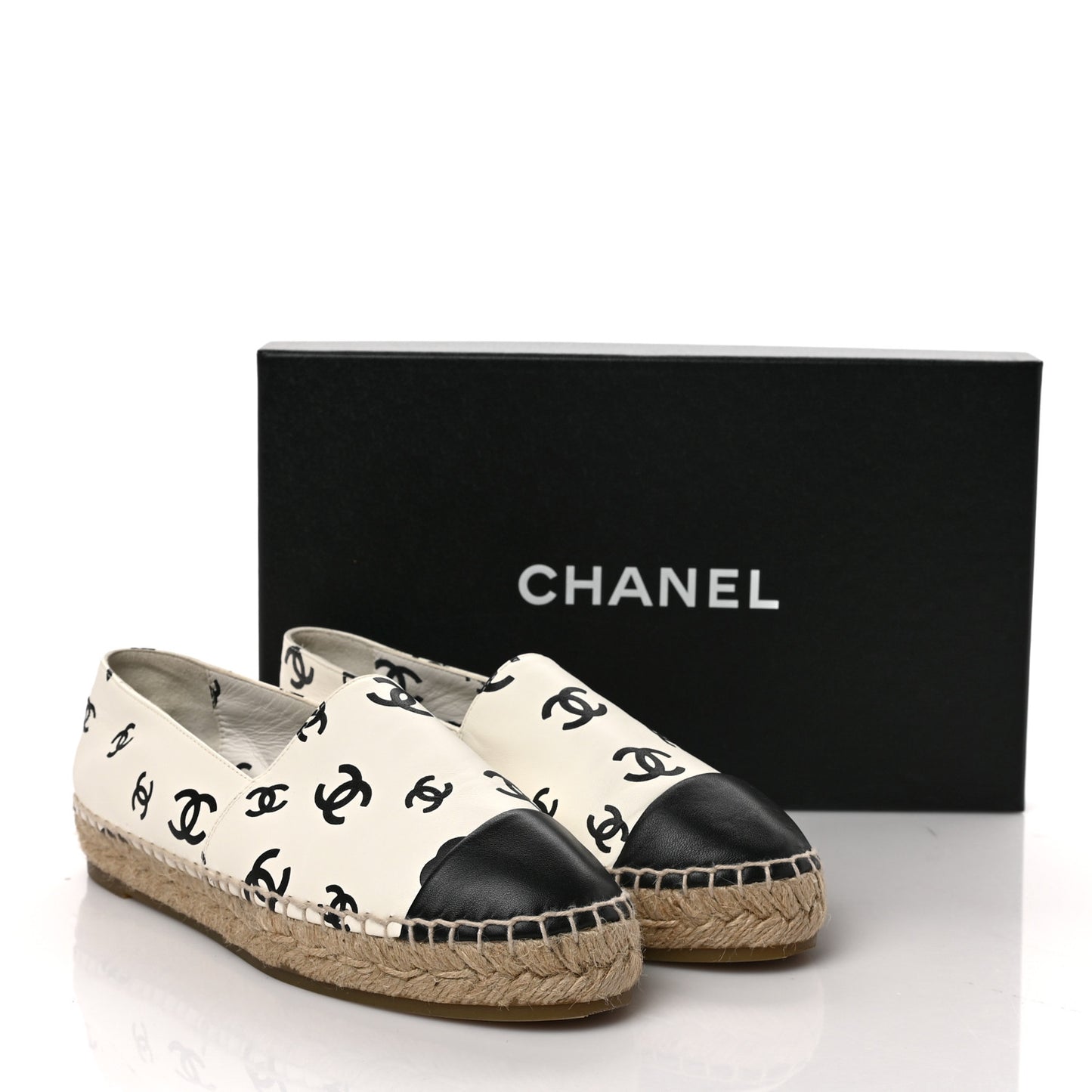 Lambskin Printed CC Espadrilles 37 White Black