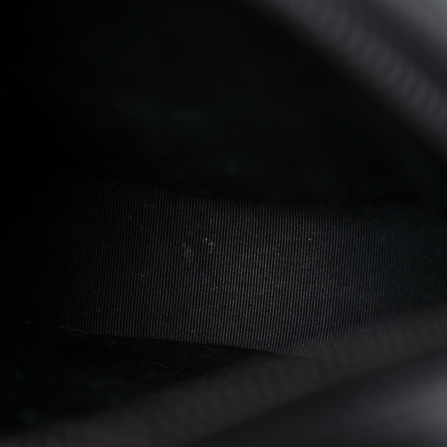 Saint Laurent Calfskin Matelasse Chevron Round Vinyle Camera Bag Black 10 of 12