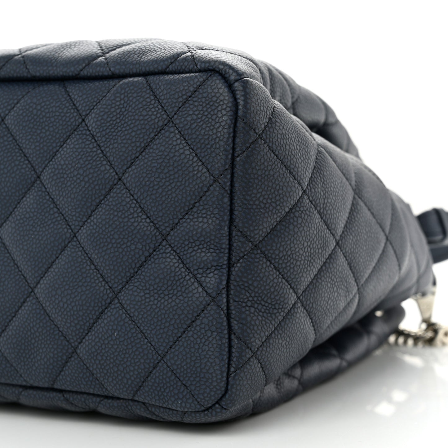 Caviar Flat Quilted CC Chain Bucket Drawstring Bag Navy