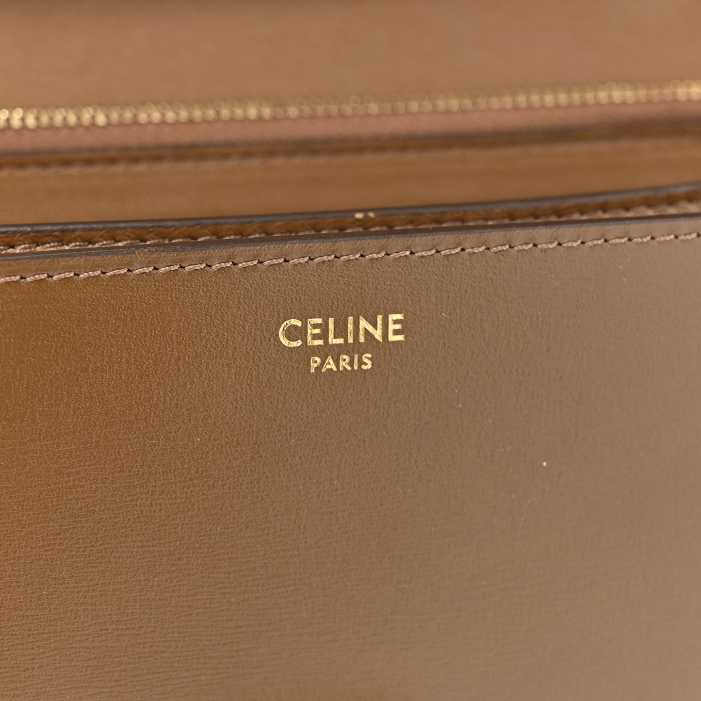 Box Calfskin Medium Classic Box Flap Bag Camel