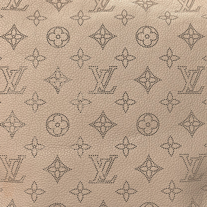 Louis Vuitton Mahina Beaubourg Hobo MM Galet 7 of 10