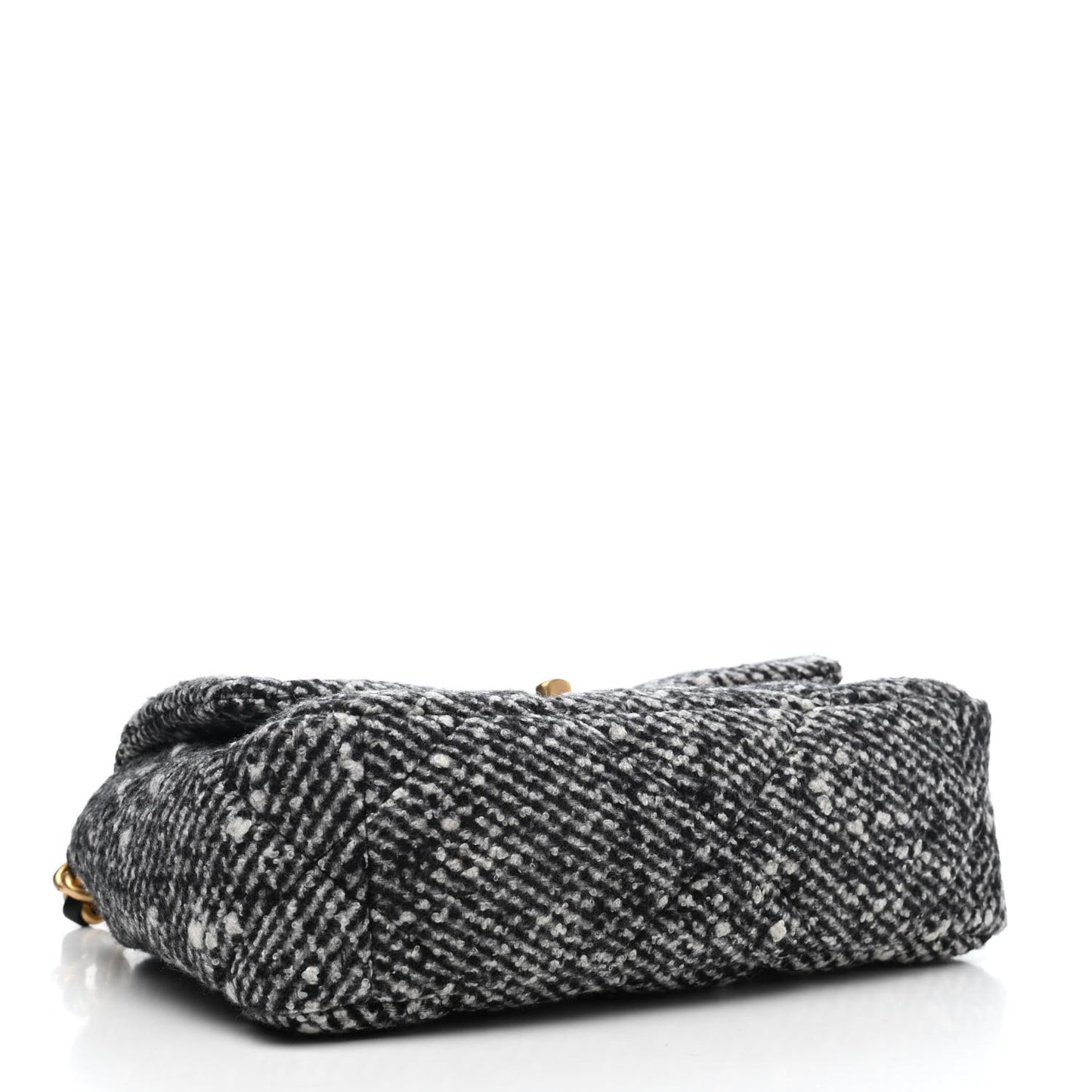 Tweed Quilted Medium Chanel 19 Flap Black White