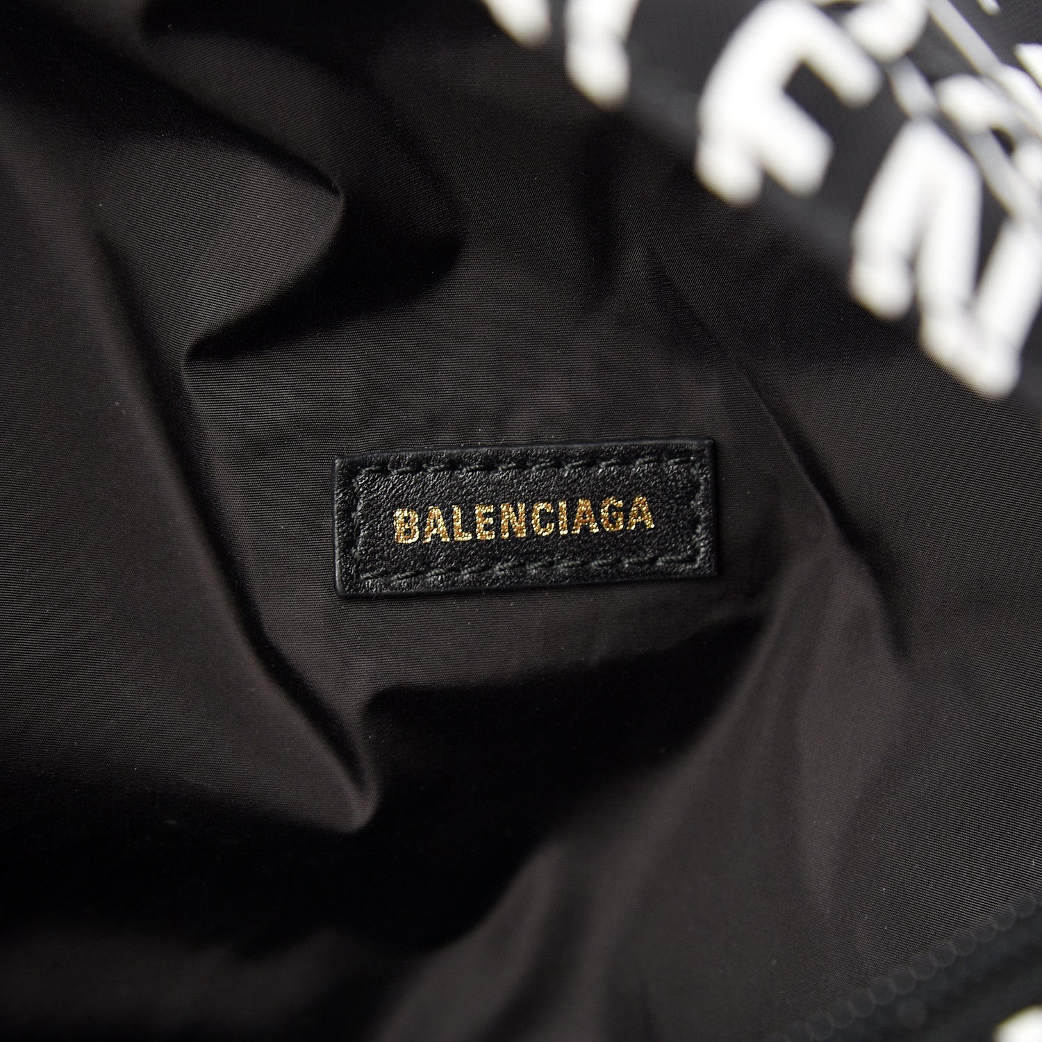 Balenciaga Nylon Wave Logo Print Wheel Beltpack Black White 5 of 9