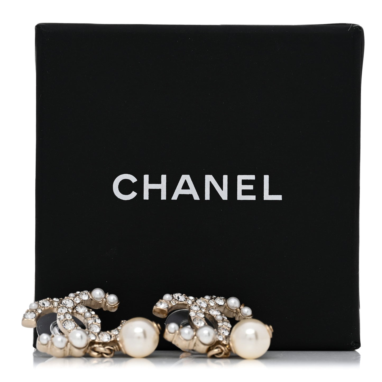 Crystal Pearl CC Drop Earrings Gold Pearly White