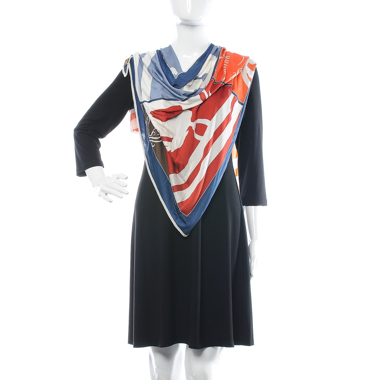 Hermes Silk Jersey Soie En Desor Maxi-Pointe Triangle Scarf Marine Corail Blanc 2 of 5