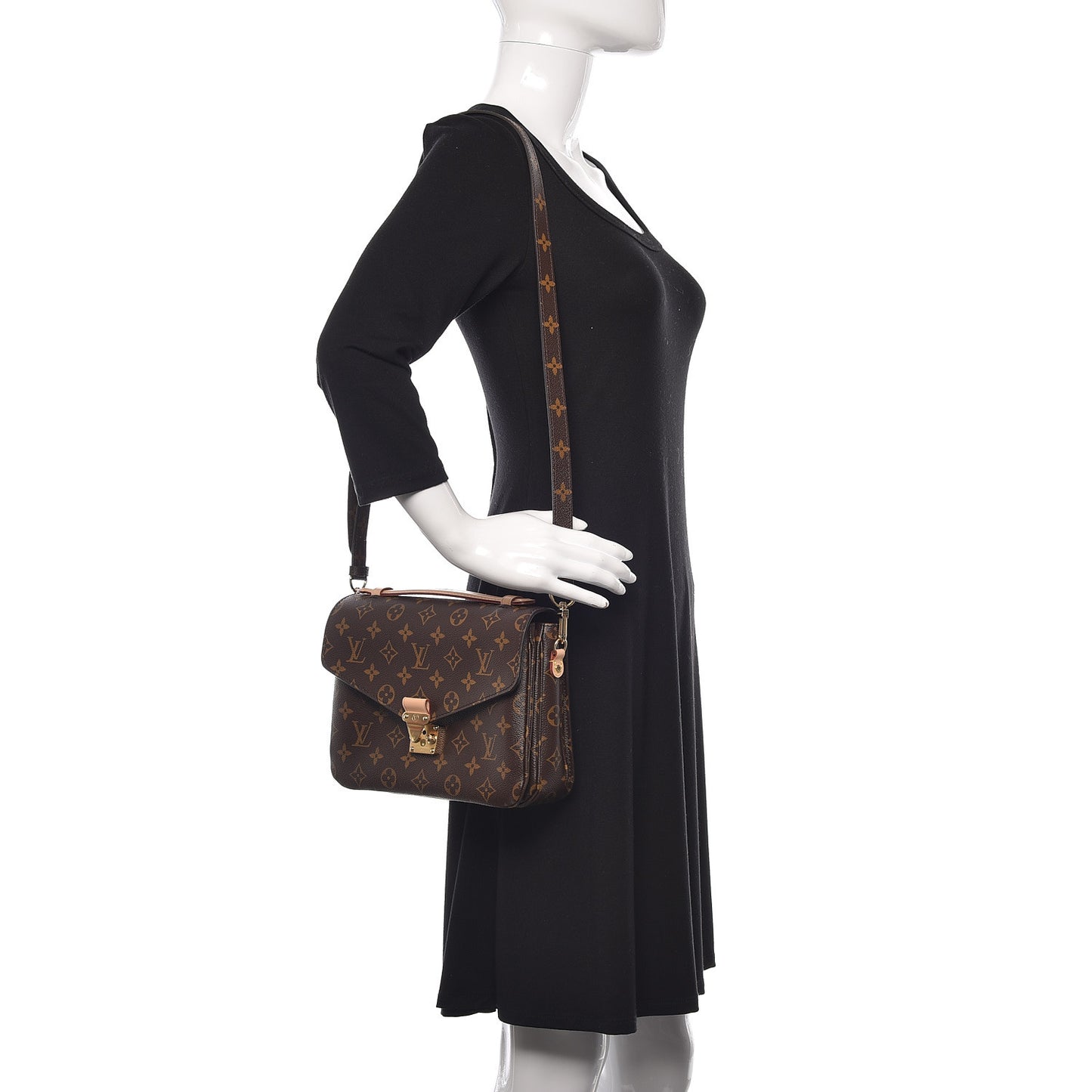 Monogram Pochette Metis