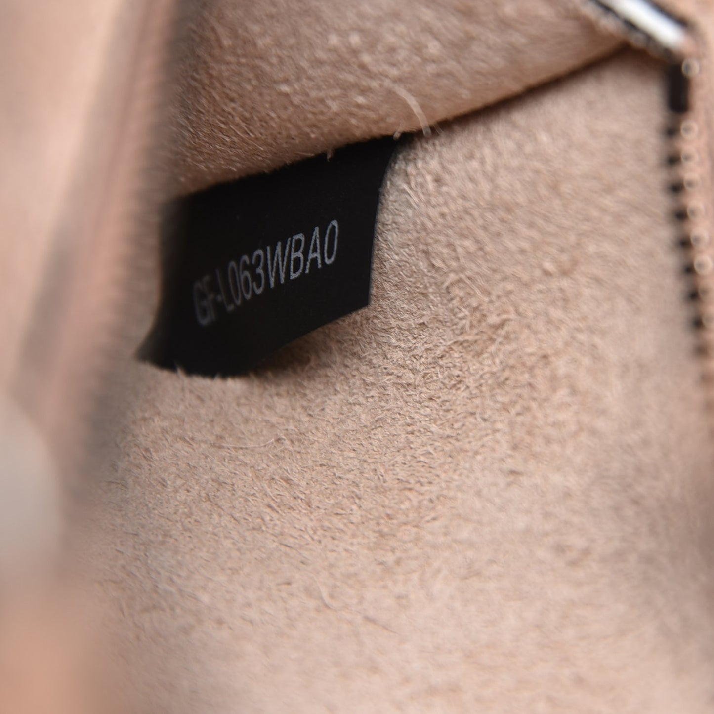 Pebbled Calfskin Medium Rockstud Rolling Flap Saddle Bag Soft Noisette