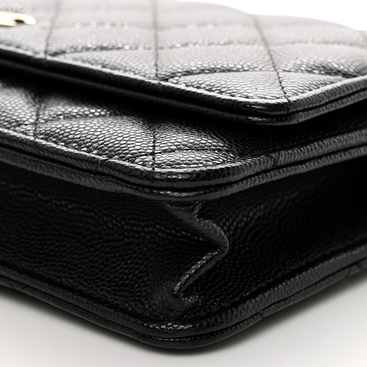Caviar Quilted Wallet on Chain WOC Black
