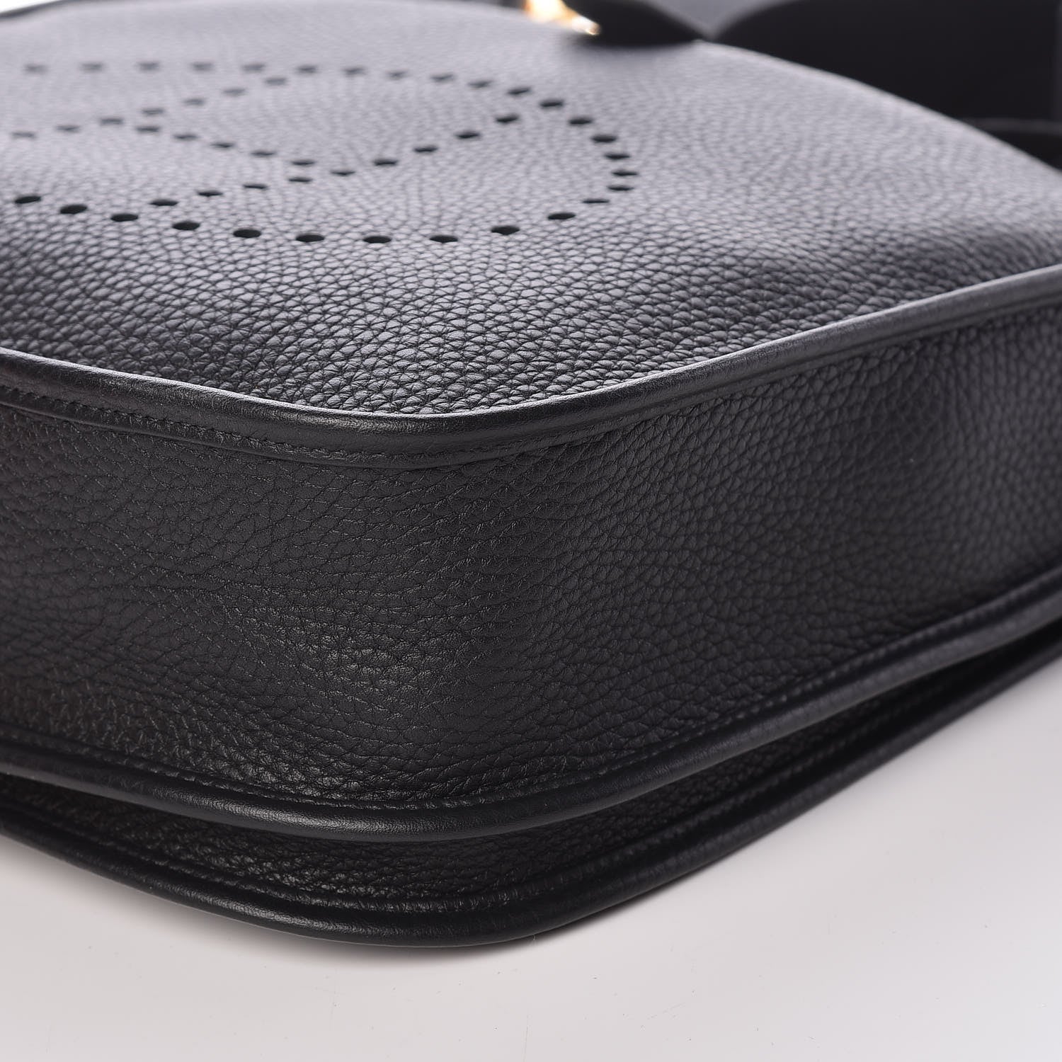 Hermes Taurillon Clemence Evelyne III PM Black 9 of 10