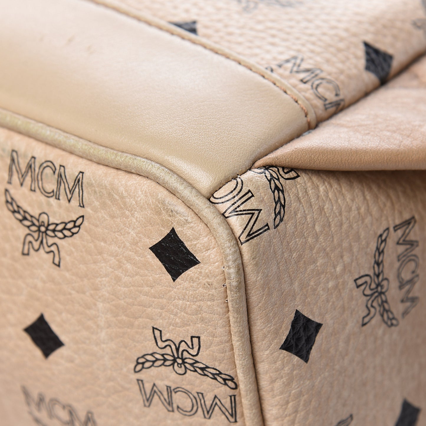 Visetos Medium Studded Stark Backpack Beige