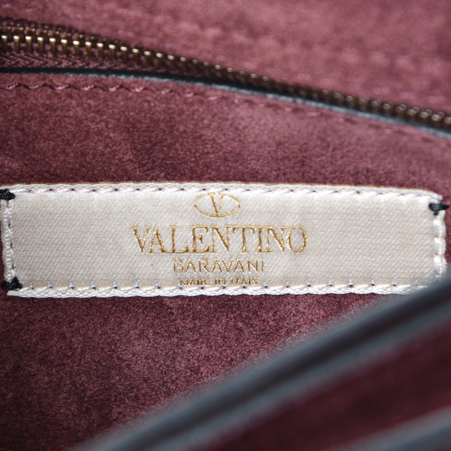 Valentino Garavani Pebbled Calfskin Rockstud Rolling Wristlet Clutch Rubin 6 of 7