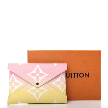 Louis Vuitton Monogram Giant By The Pool Large Kirigami Pochette Pink 7 of 7