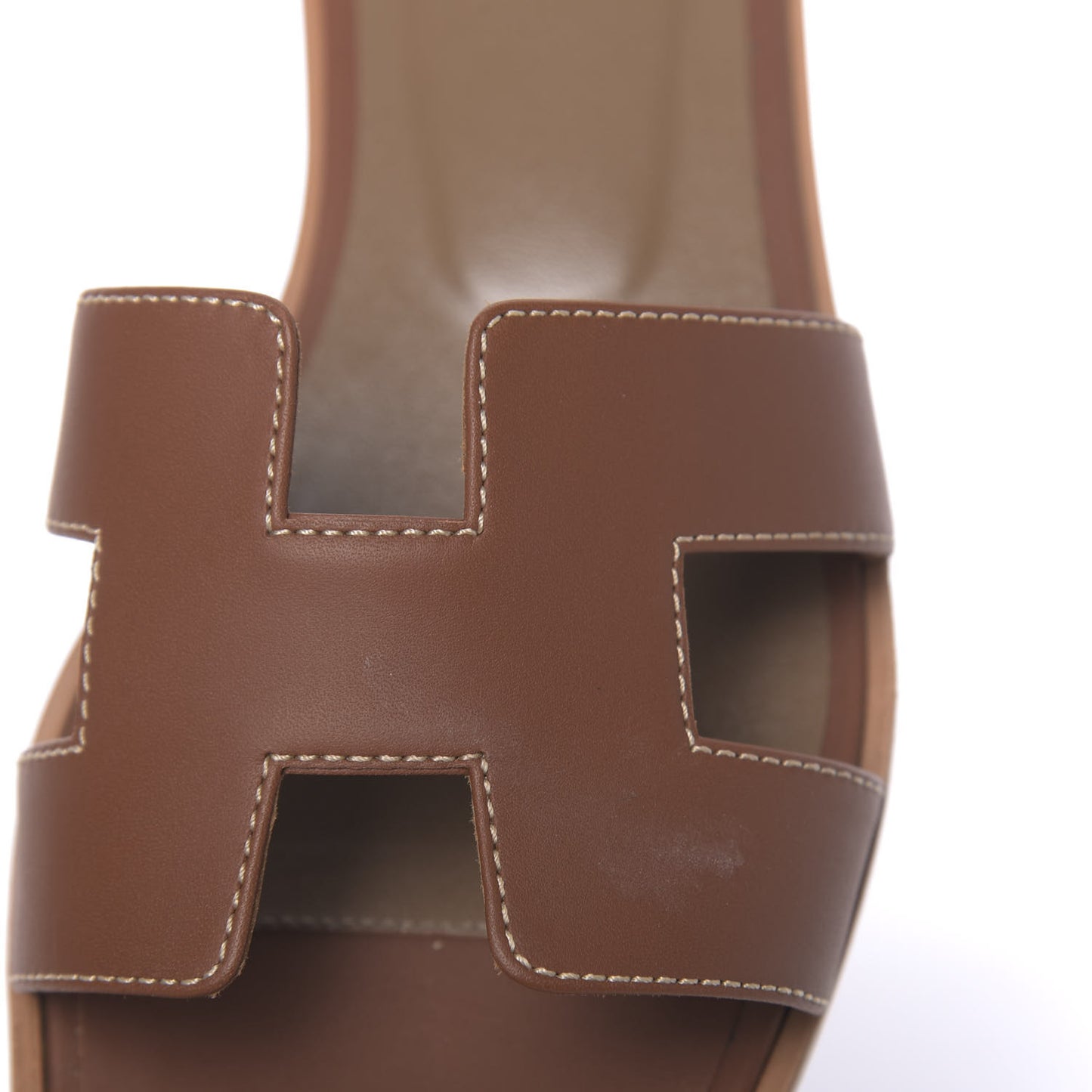 Box Calfskin Oran Sandals 39.5 Gold