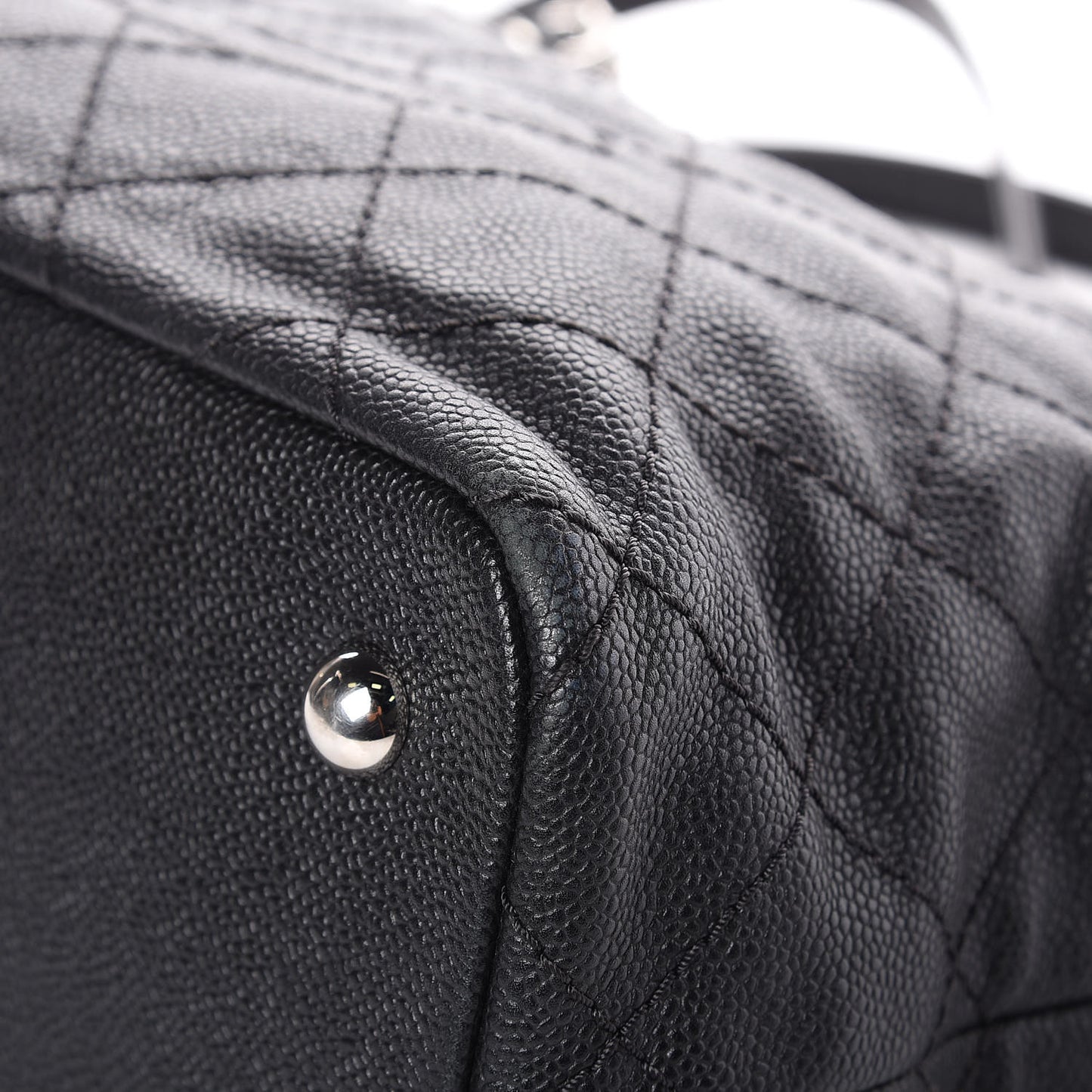 Grained Calfskin Quilted Small Daily Shopping Tote Black