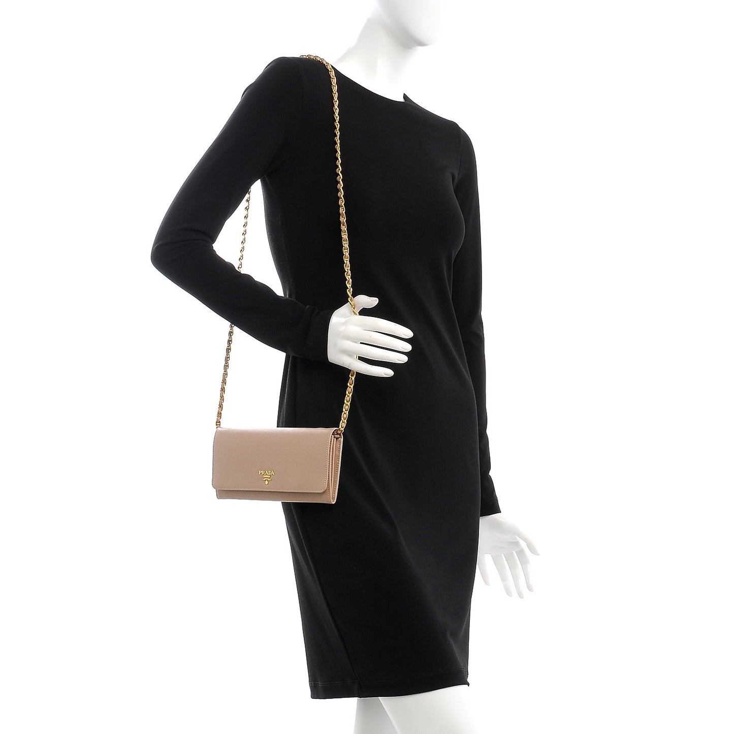 Saffiano Metal Oro Chain Wallet Cammeo