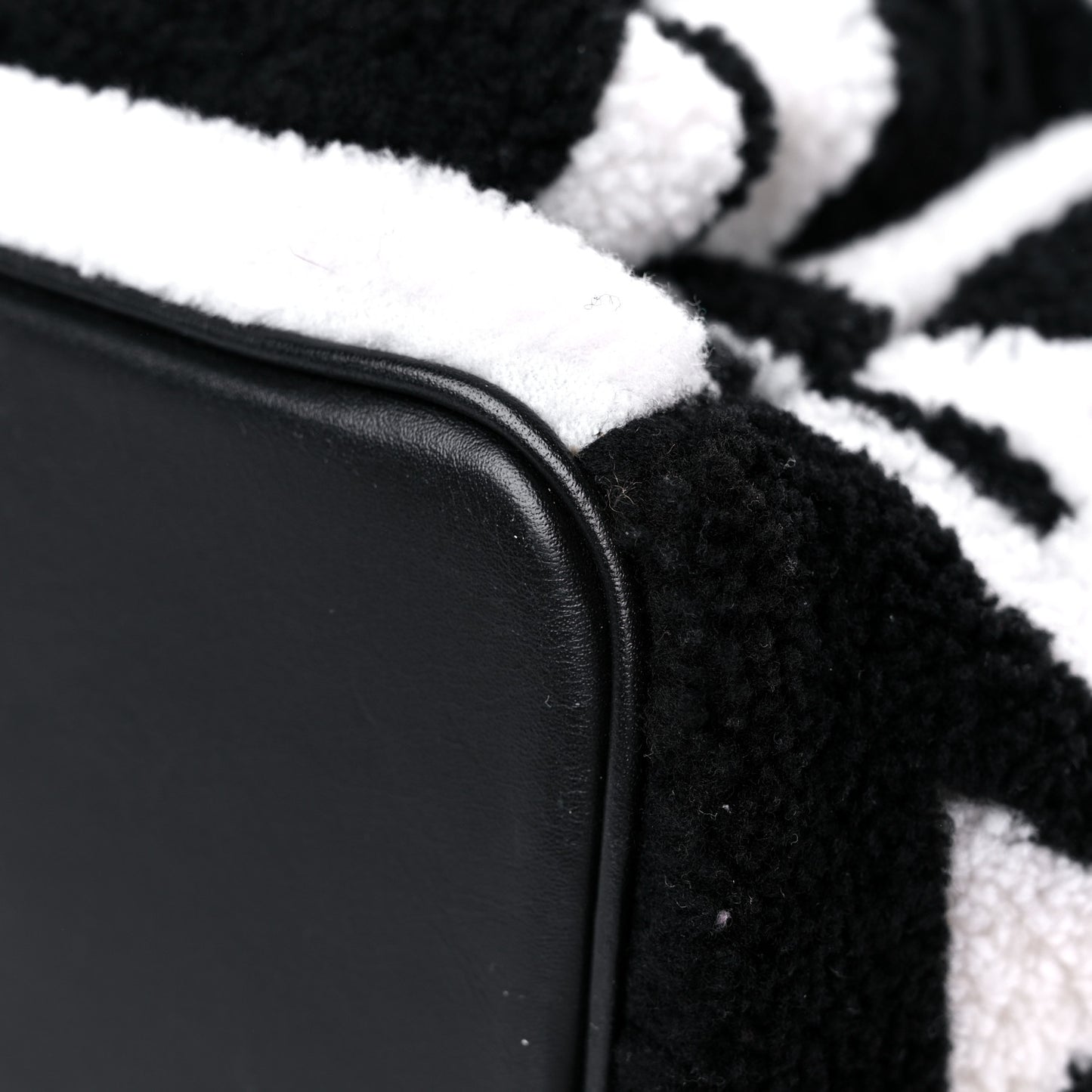 Shearling Contrast Logo Stark Backpack Black White