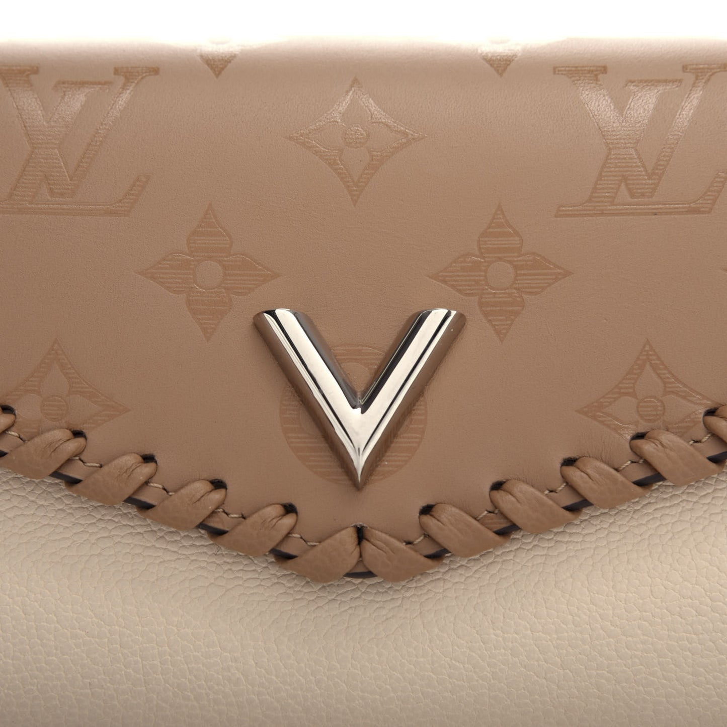 Monogram Cuir Plume Very Wallet Sesame Creme