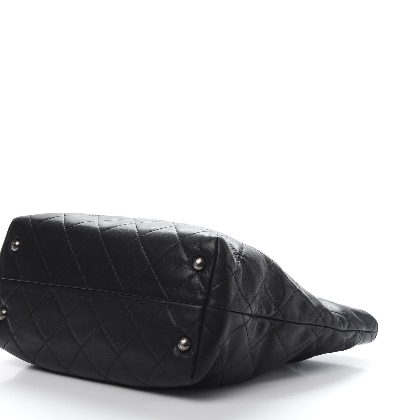 Calfskin Quilted Large Shopping In Chains Tote Black