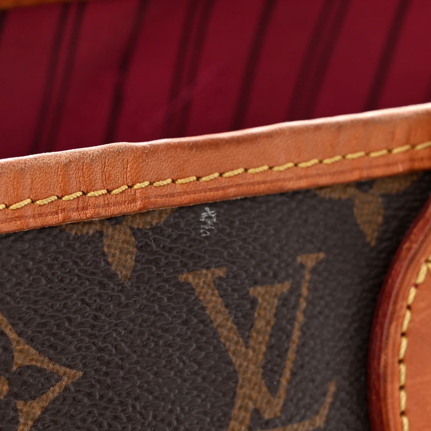 LOUIS VUITTON Monogram Neo Neverfull MM Pivoine