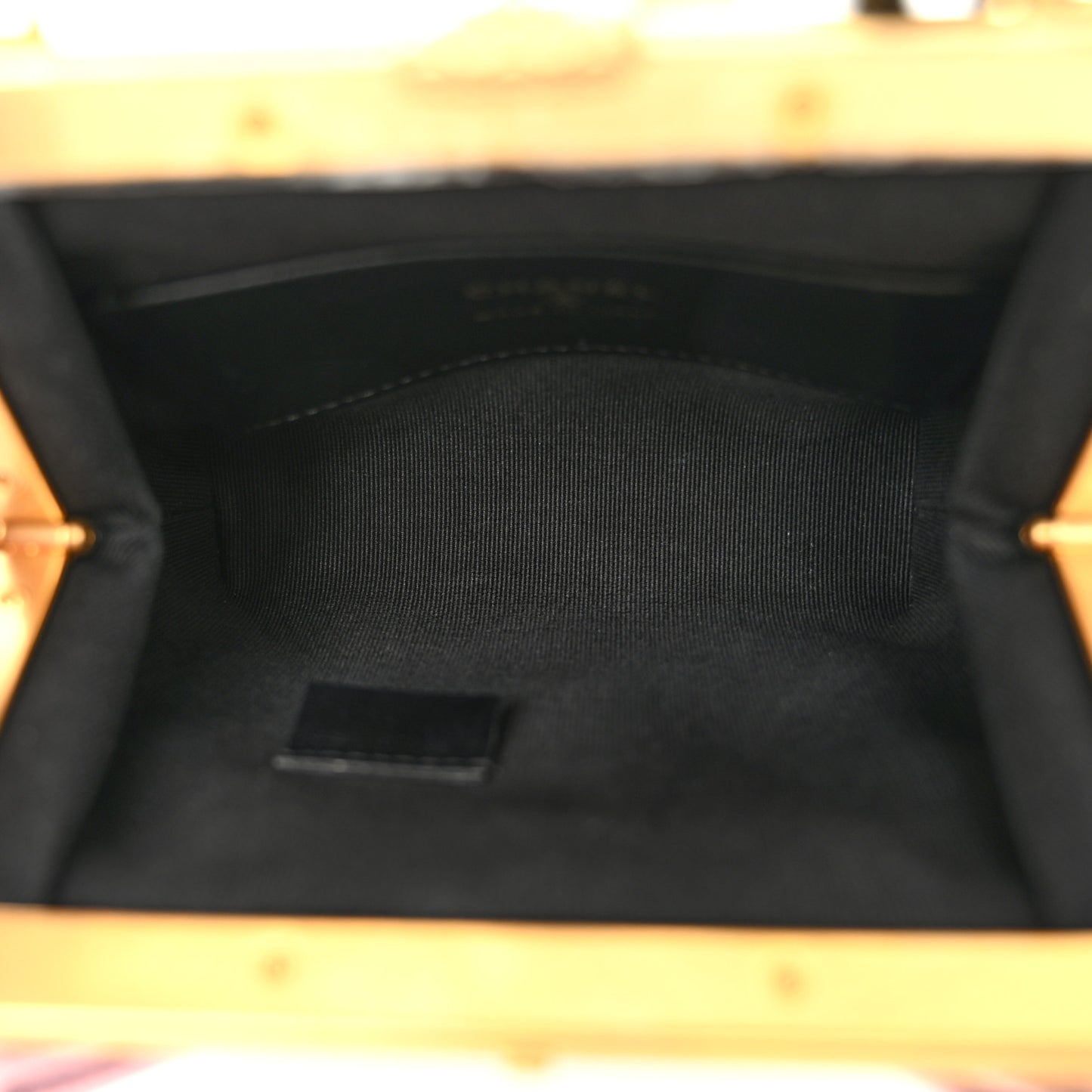 Patent Crumpled Lambskin Shiny Lambskin Quilted Maxi Bow Clutch With Chain Black Pink