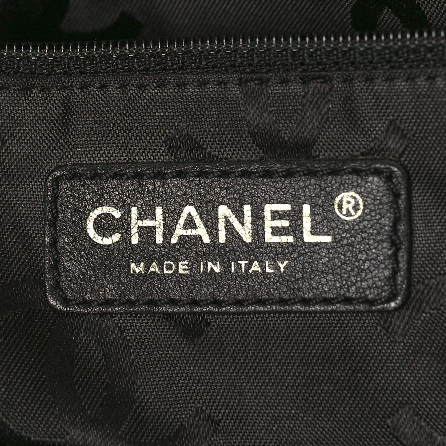 Calfskin Contrast Stitch Surpique Tote Black