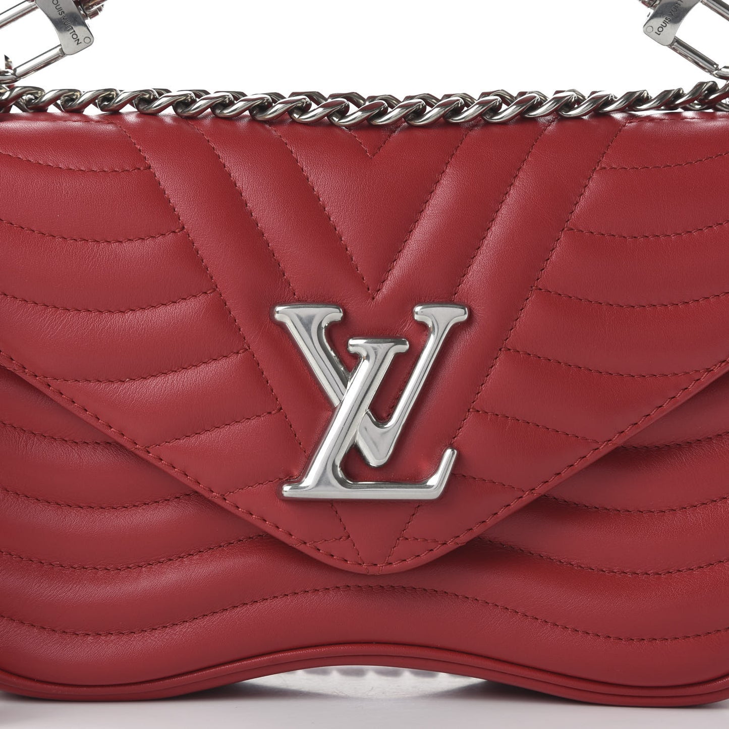 Calfskin New Wave Chain MM Ecarlate