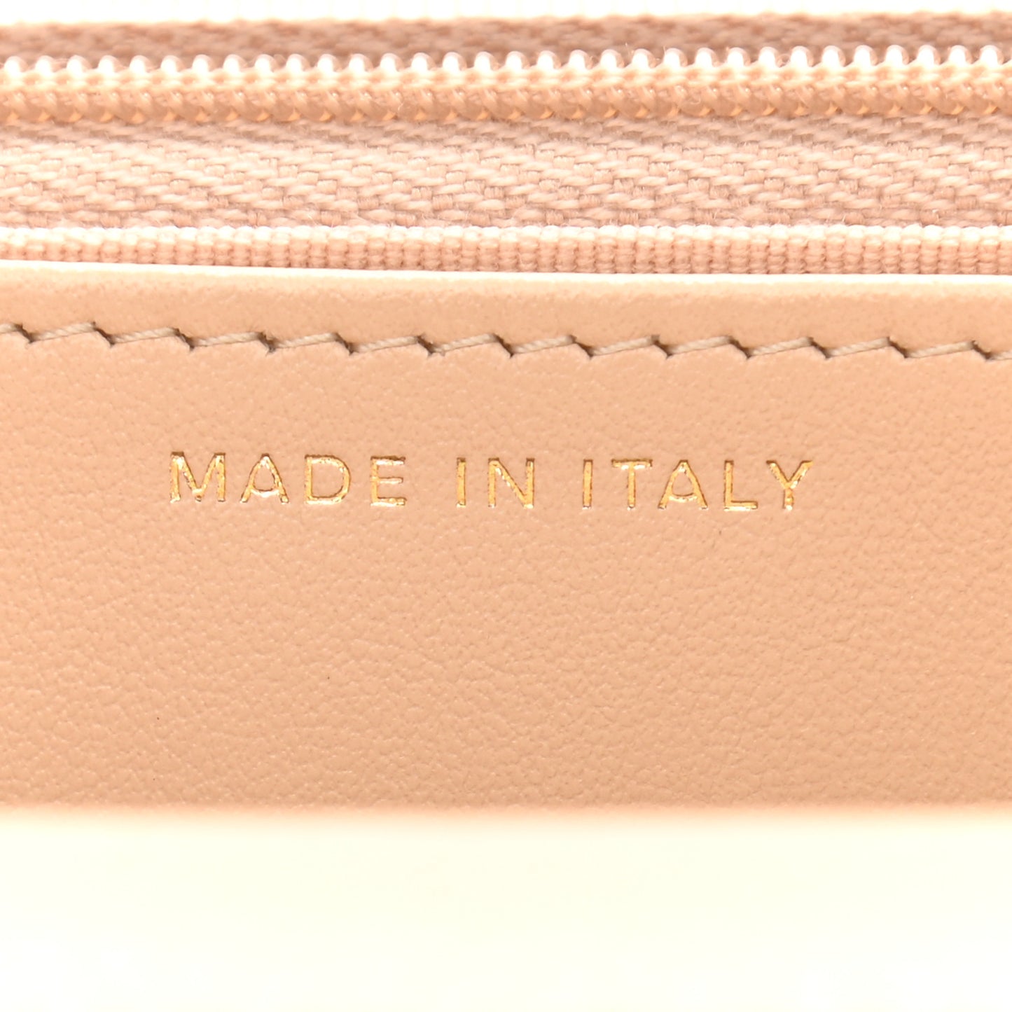 Caviar Quilted Wallet On Chain WOC Beige