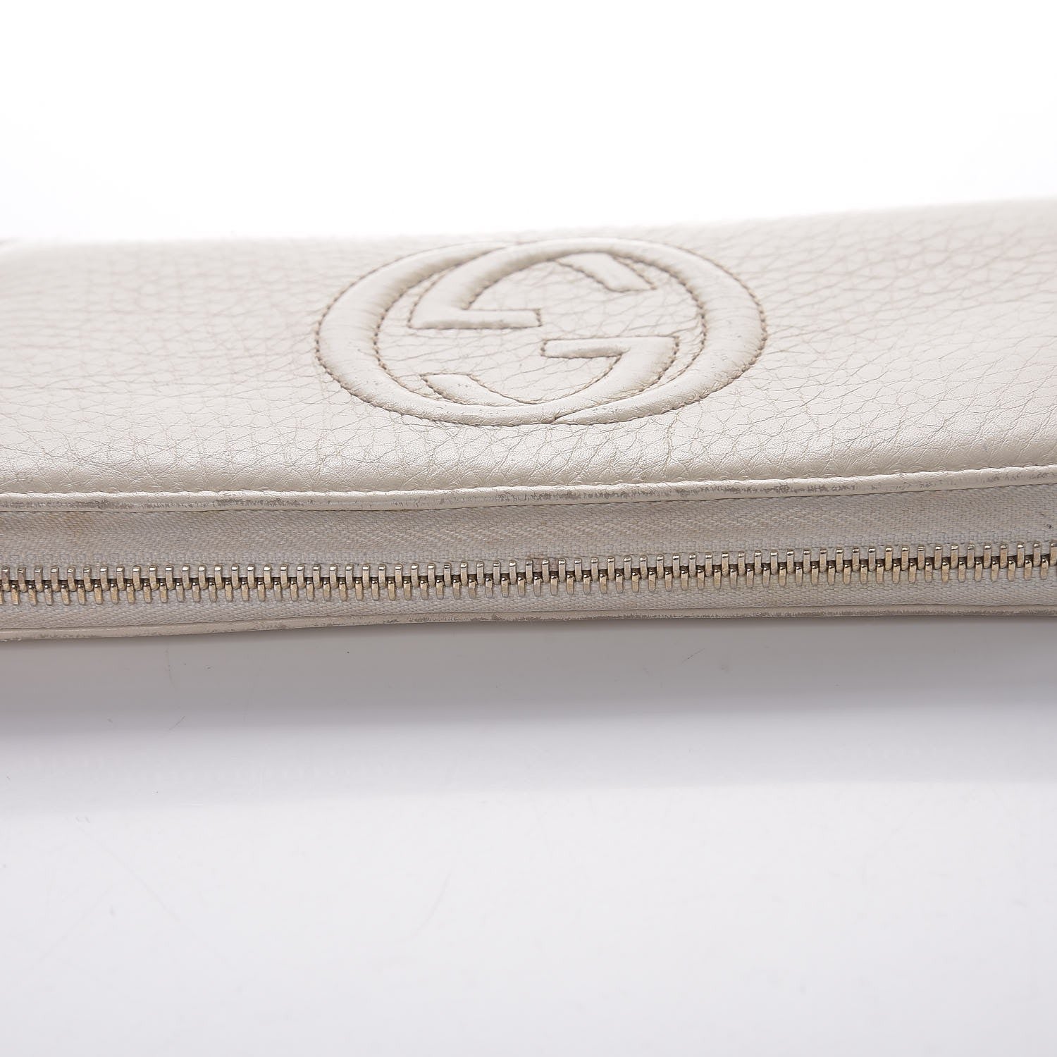 Gucci Pebbled Calfskin Soho Zip Around Wallet Off White 9 of 15
