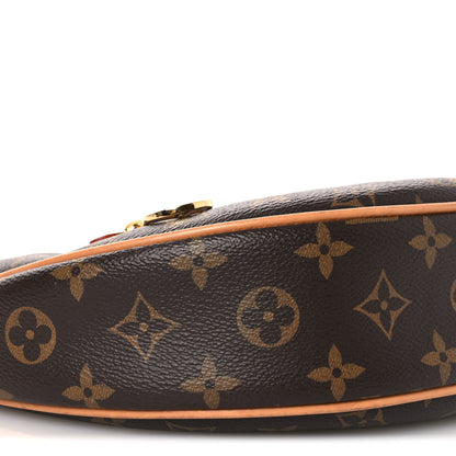 Louis Vuitton Monogram Loop 7 of 10