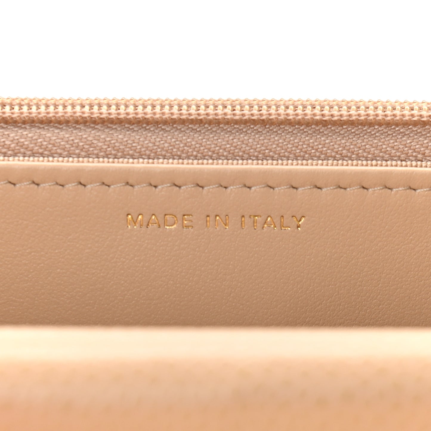 Caviar Quilted Wallet On Chain WOC Beige