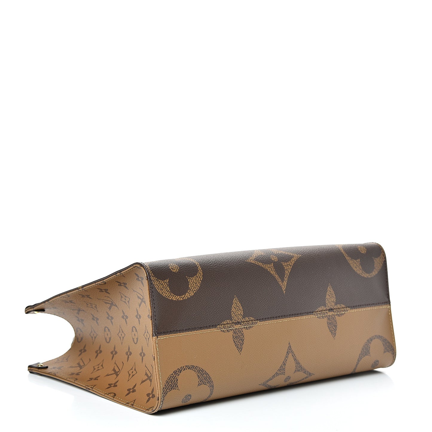 Reverse Monogram Giant Onthego MM
